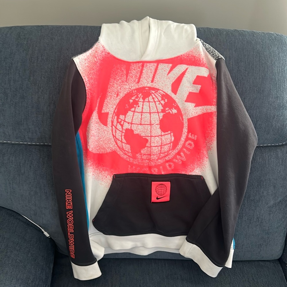 Nike hoodie boys used